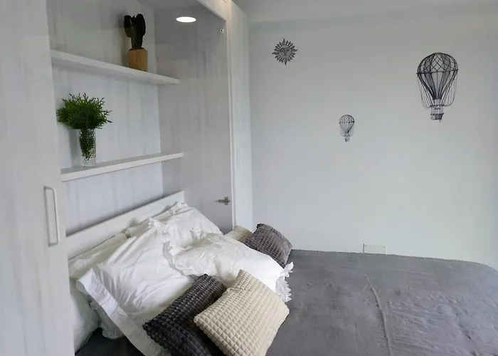 Casa Rocha Velha Con Terraza Y Piscina Particular סנטיאגו דה קומפוסטלה