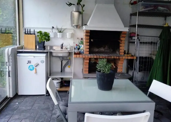 Casa Rocha Velha Con Terraza Y Piscina Particular דירה סנטיאגו דה קומפוסטלה