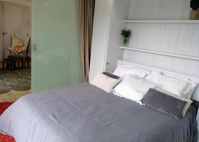 Casa Rocha Velha Con Terraza Y Piscina Particular דירה